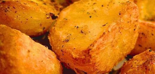 Crispy roast potato recipe with simple cooking tip for ‘crunchy exterior’