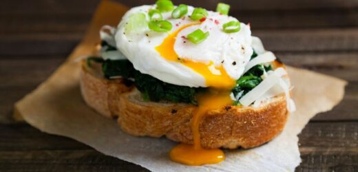 Woman shares easy method to cook poached eggs in six minutes for perfect results